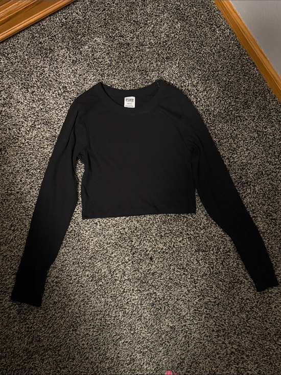 PINK Victoria's Secret Tops - PINK Victoria's Secret Black Long-Sleeve Crop Top